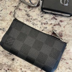 louis vuitton pochette keychain wallet - graphite
